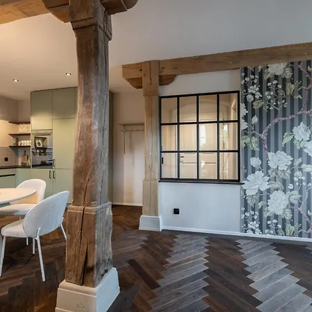 Apartment Modernes In Nahe Zuerichsee